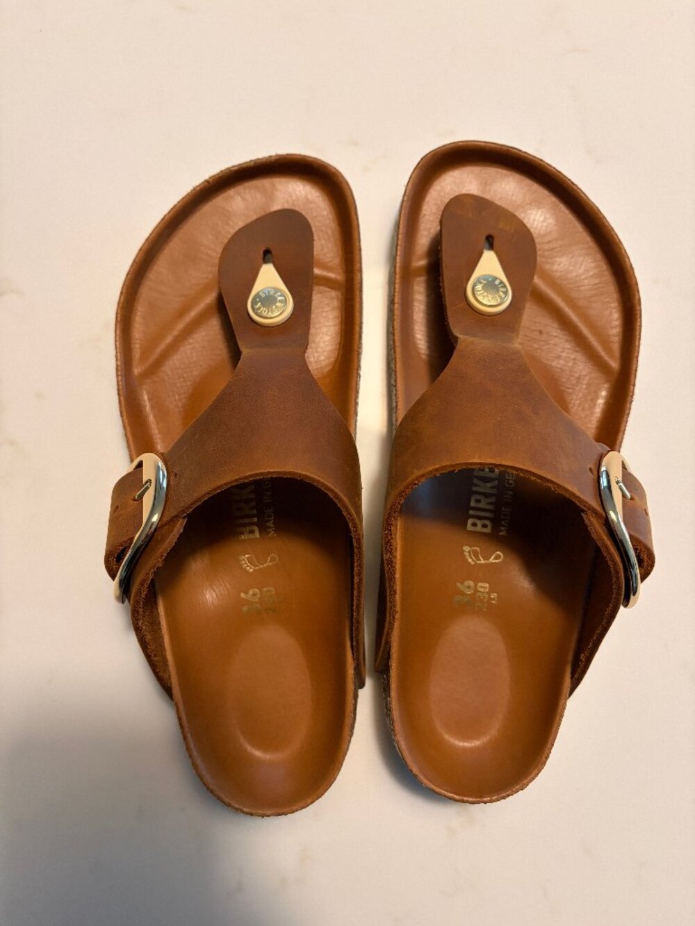 BIRKENSTOCK Gizeh Big Buckle Natural Leather Oiled